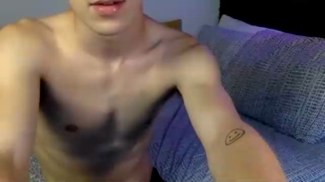 Andyxb  21-07-2021 video play dildo